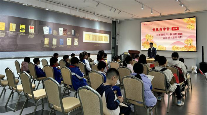 緬懷英烈志，傳承民族魂—黃花崗七十二烈士陵園祭奠活動    -5