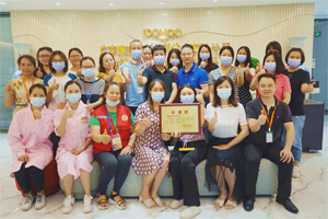 捐獻(xiàn)青春熱血，彩繪人生畫卷